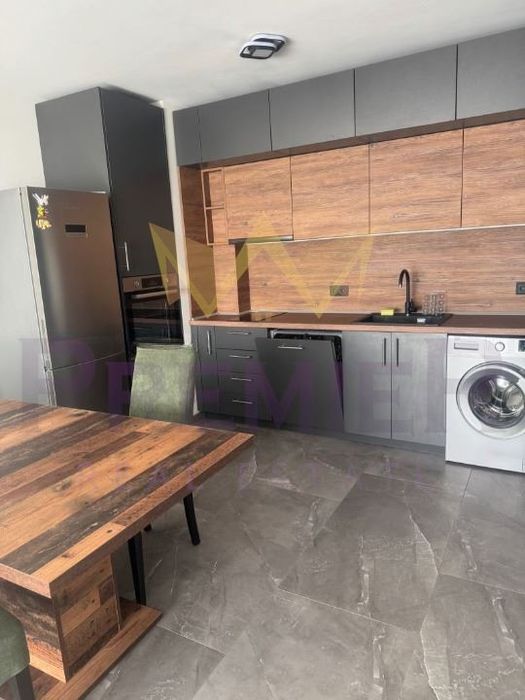 Дава се под наем Тристаен апартамент в Варна, Виница - 80 кв.м за 612 € - Снимка #3