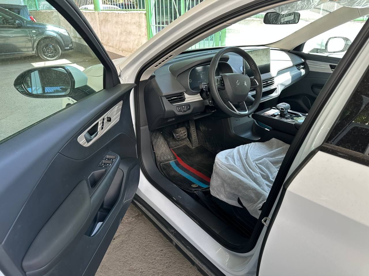 Hongji sm5 2025 г пробег 900 км