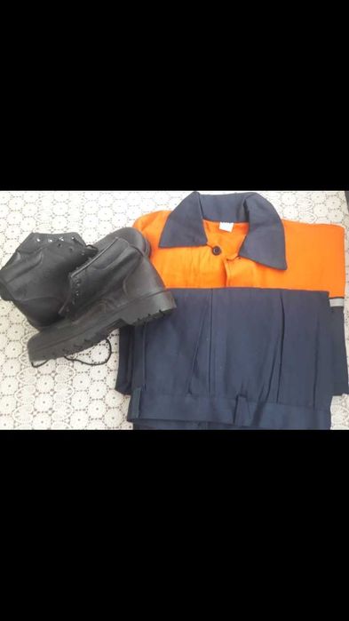 Продам спец.форму.ботинки в подарок.