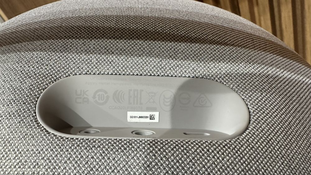 Harman Kardon Onyx Studio 7