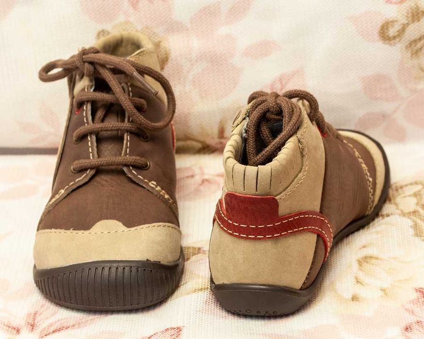 Маркови детски боти номер 22