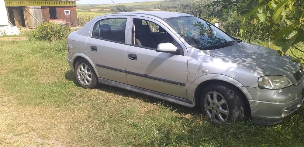 Opel Astra 1.6 2002 + set jante si cauciucuri iarna