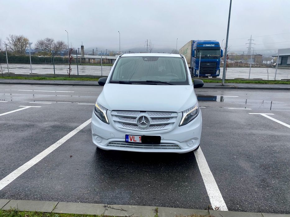 Mercedes  Vito  9 locuri , automat 4 matic, variante