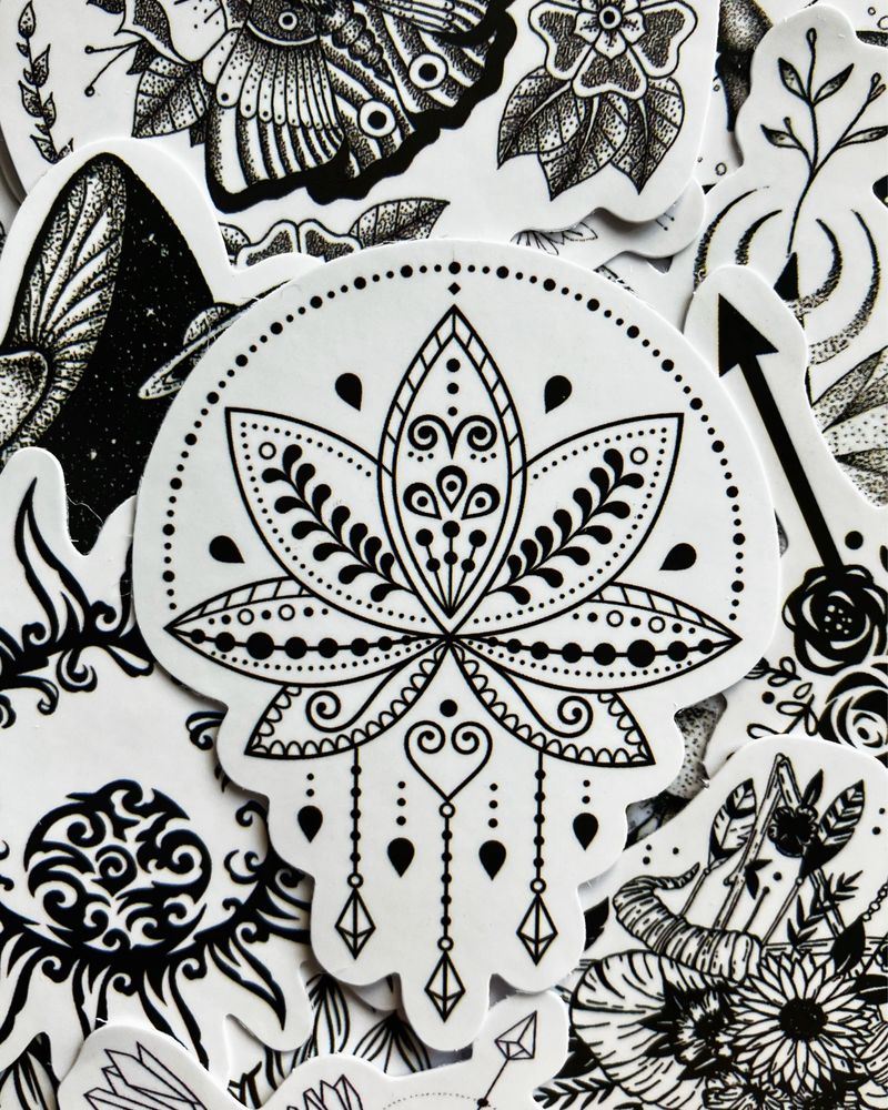 Черно бели стикери/ Black and white stickers