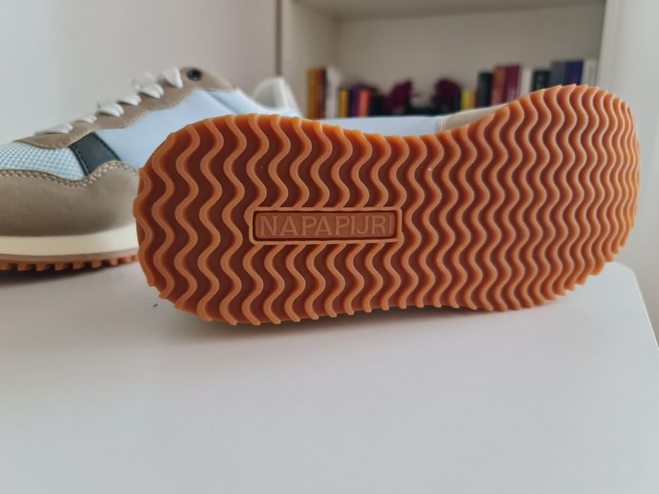 Нови Маратонки Napapijiri кецове Clarks сникърси 38