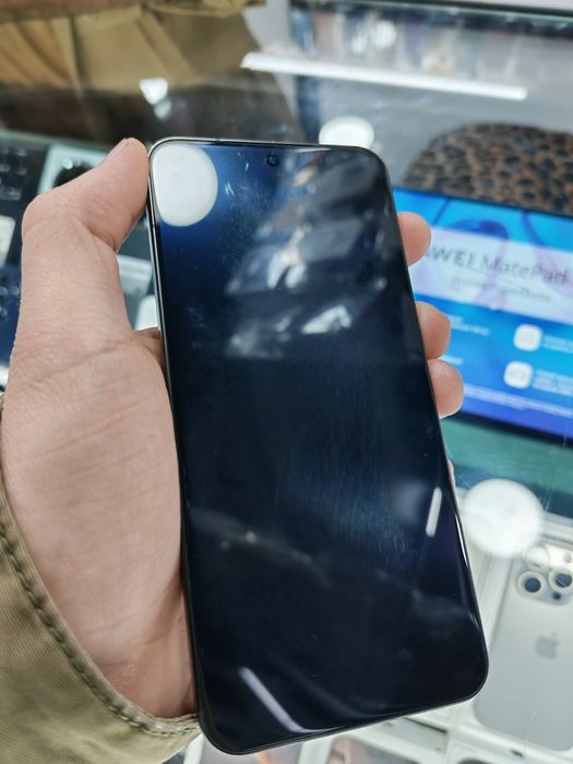 Xiaomi 15 12/512 Gb sotiladi