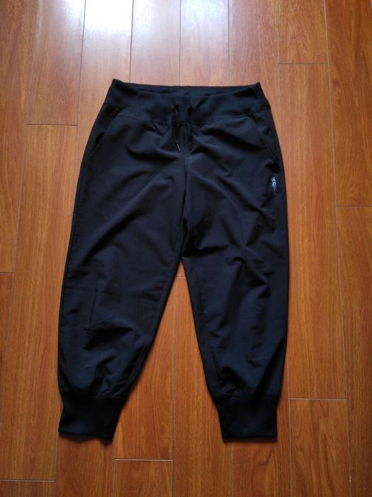 Pantaloni subțiri de damă Reebok mărimea S