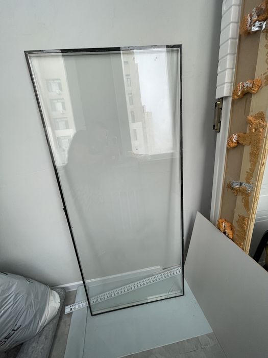 Отдам стекло оконное бесплатно