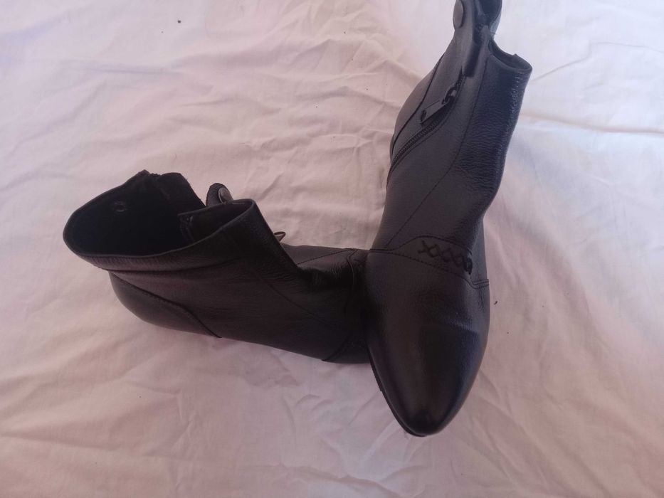 Обувки дамски естествена кожа чисто нови