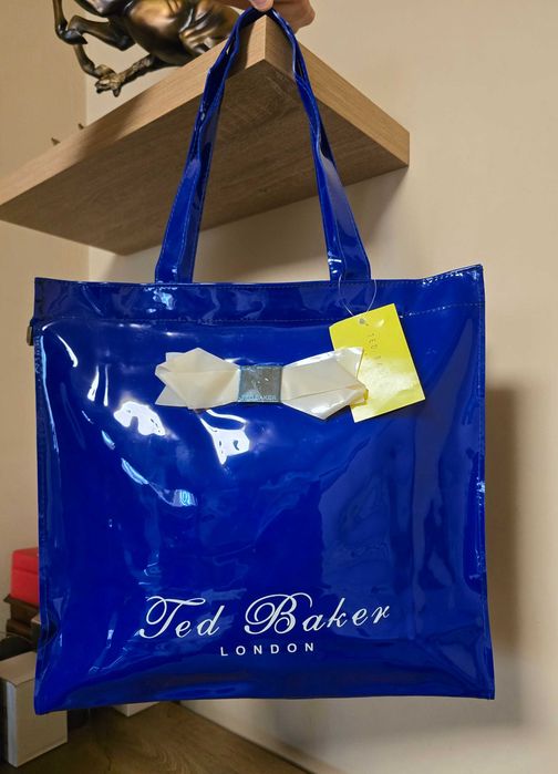 Ted Baker нова страхотна дамска чанта