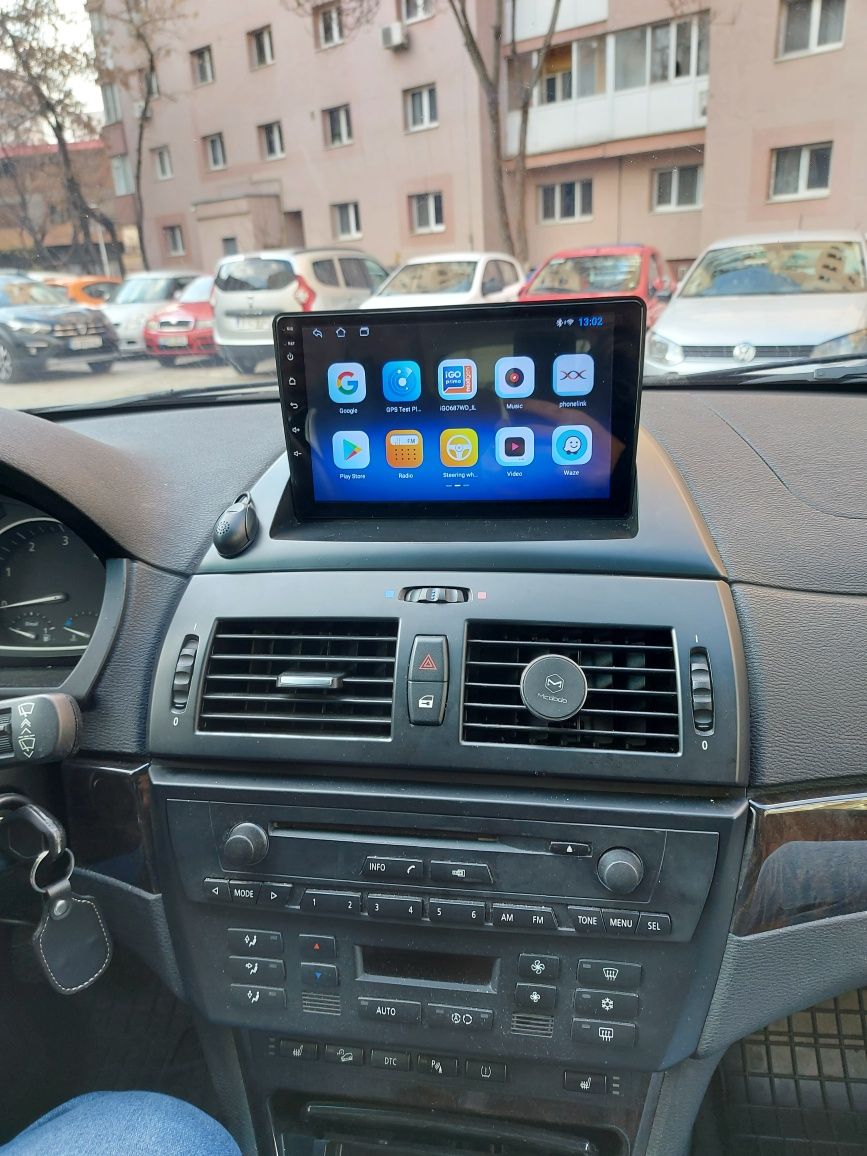 Navigatie Android BMW X3 e83 Waze YouTube GPS USB casetofon