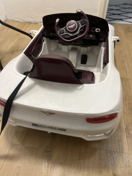 Bentley exp 12- masinuta electrica