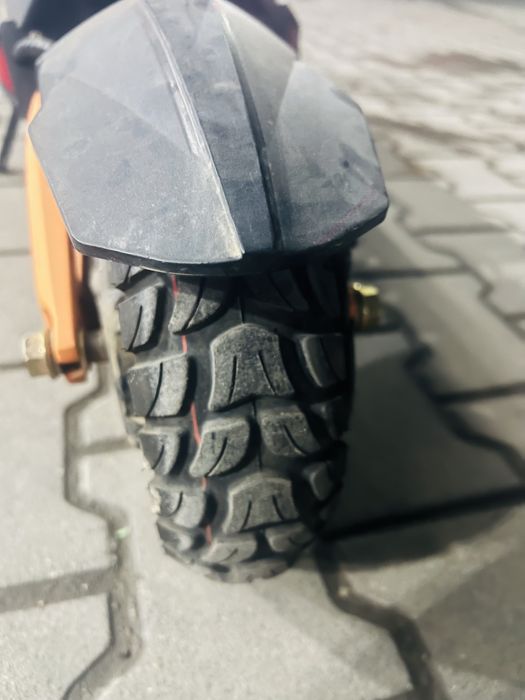 De vânzare Trotineta electrica KUKIRIN G3 Pro este ca si noua 75km