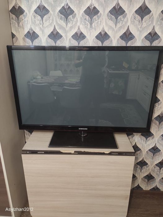 Телевизор.самсунг