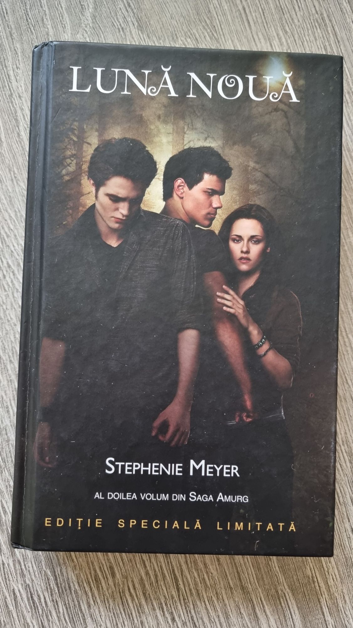 Carti seria Amurg 3 volume - de STEPHENIE MEYER