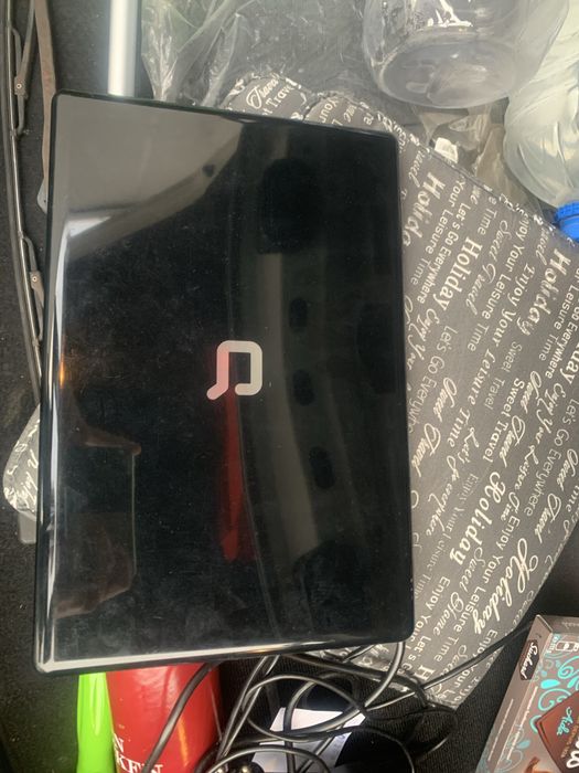 Лаптоп Hewlett-packard