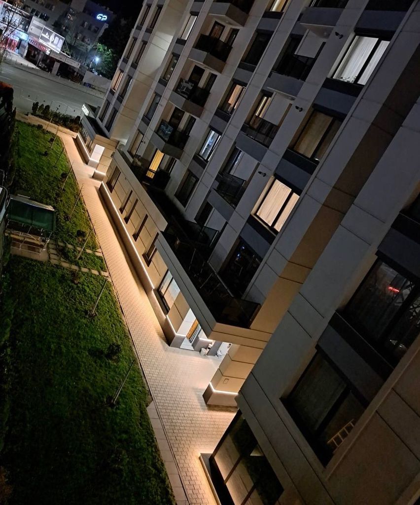 Продава се Двустаен апартамент в София, Кръстова вада - 59 кв.м за 2458 €/кв.м - Снимка #1