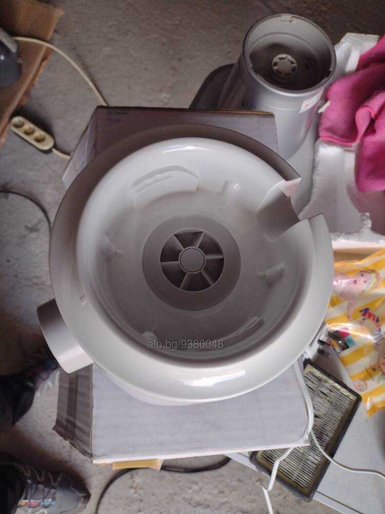 Блендер Kenwood BLP30 само миксер без кана за части на части
