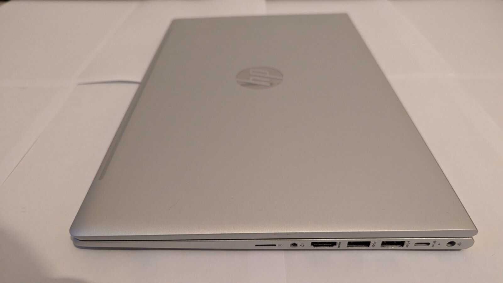 Laptop HP ProBook 450 G8 15.6" FHD i5-1135G7 16Gb SSD 256Gb