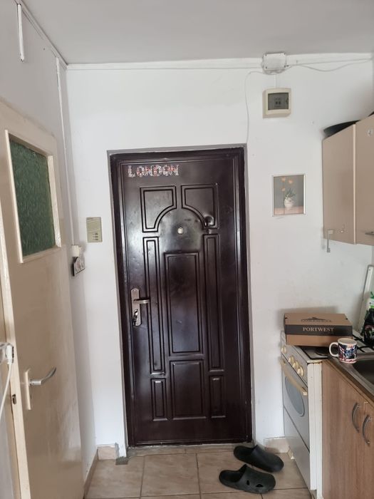 Vând garsoniera pe Moldovei