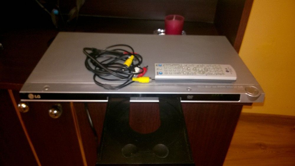 dvd player LG model dvx162