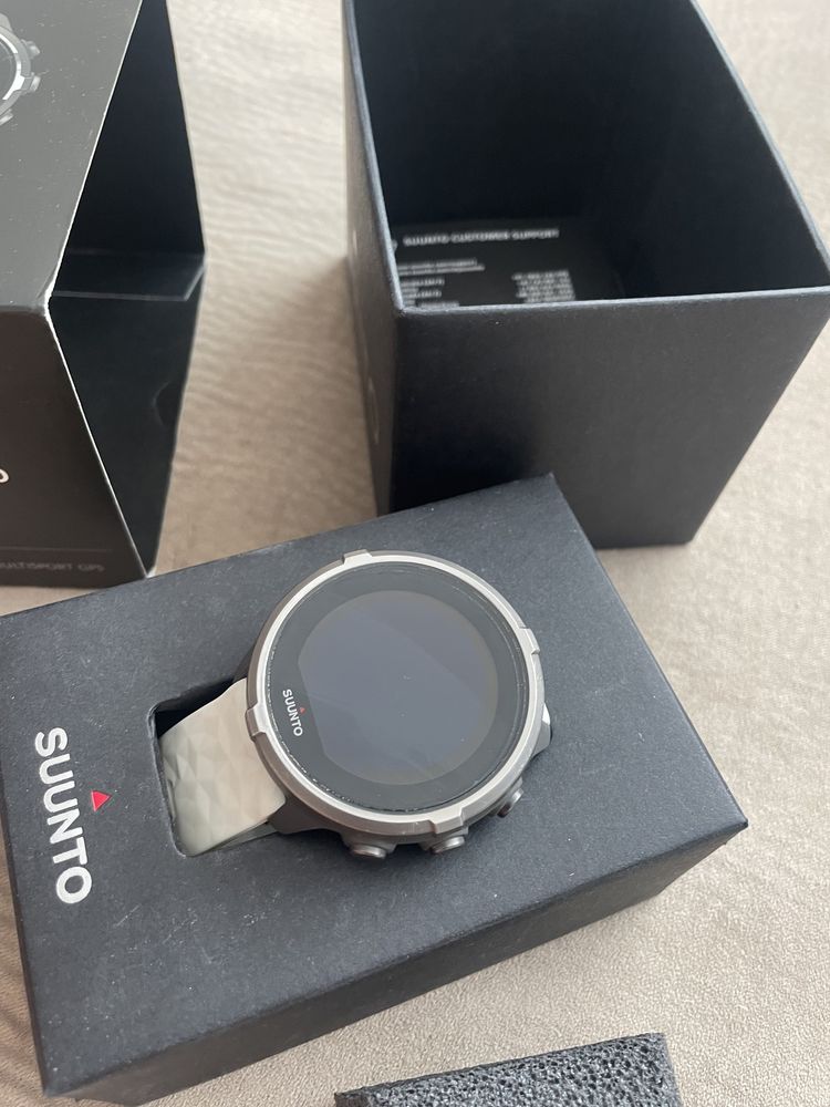 Suunto spartan trainer wrist hr baro amber