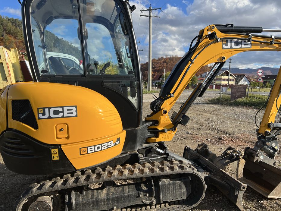 Miniexcavator JCB 300 ore fab 2025 ,compatibil bobcat kubota caterpila