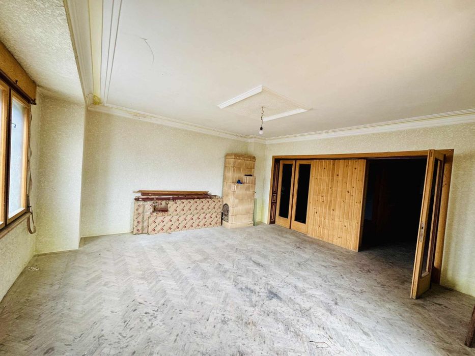 De vânzare casa pe str gării