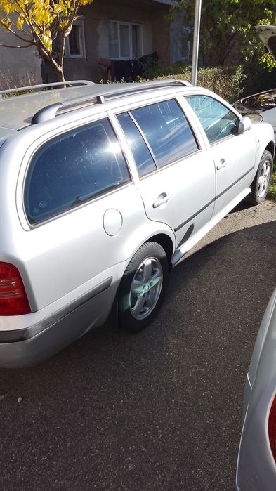 Vând scoda Octavia 1 ,an 2001, 1,6 benzina