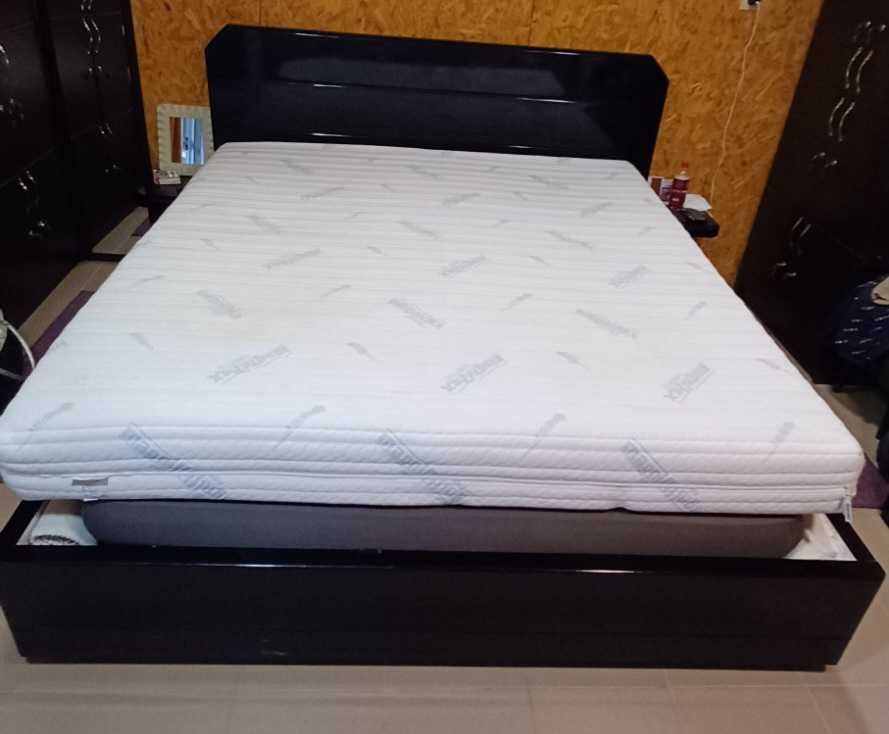 Продавам двулицев Матрак 200х180х20 Magniflex Firenze от мемори пяна