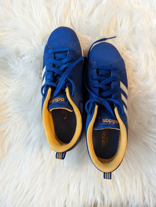 Adidasi Adidas dama, 37