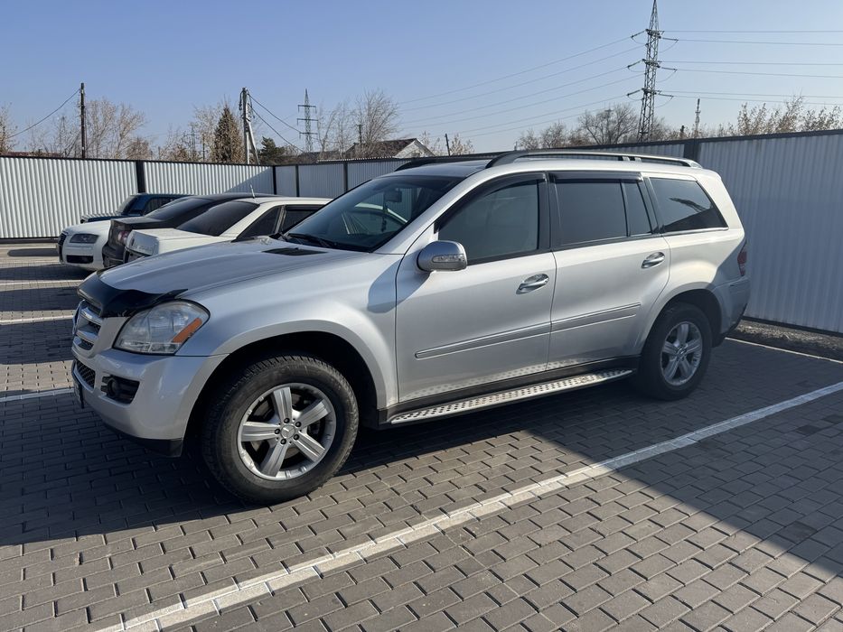 Мерседес GL450 продам! В хорошем состоянии!