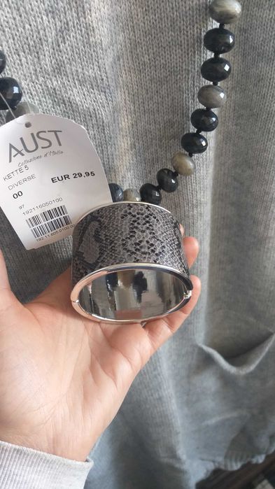 Rochie vâscoză, gri, cu 3 accesorii, nouă, Firma Aust, mărimea M