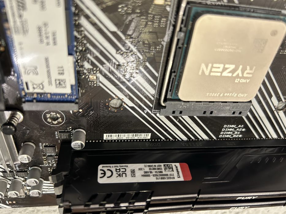 Procesor AMD Ryzen 9 3900 XT + Asus b450 + 16 GB ddr4  + ssd 1 TB