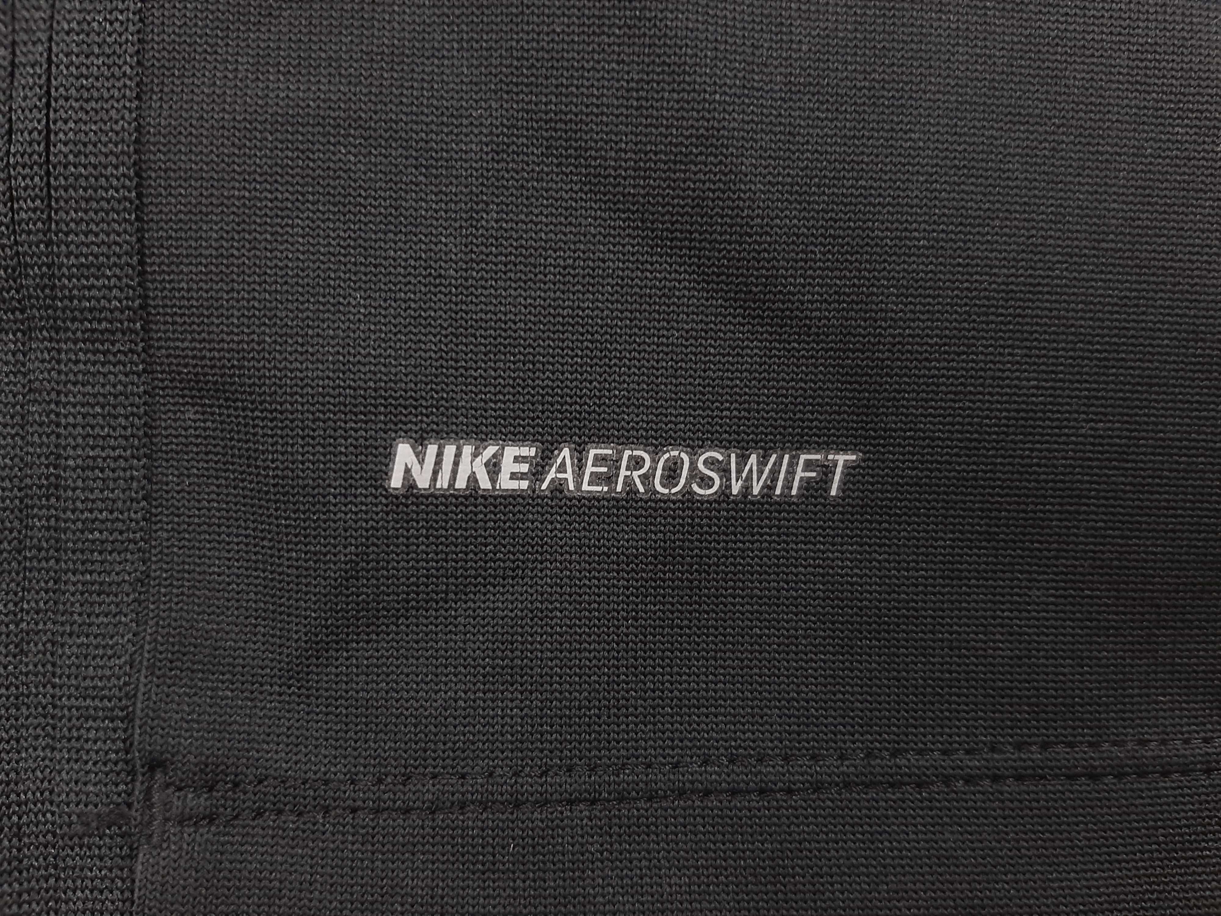 Nike AeroSwift Strike - Оригинална мъжка блуза размер M