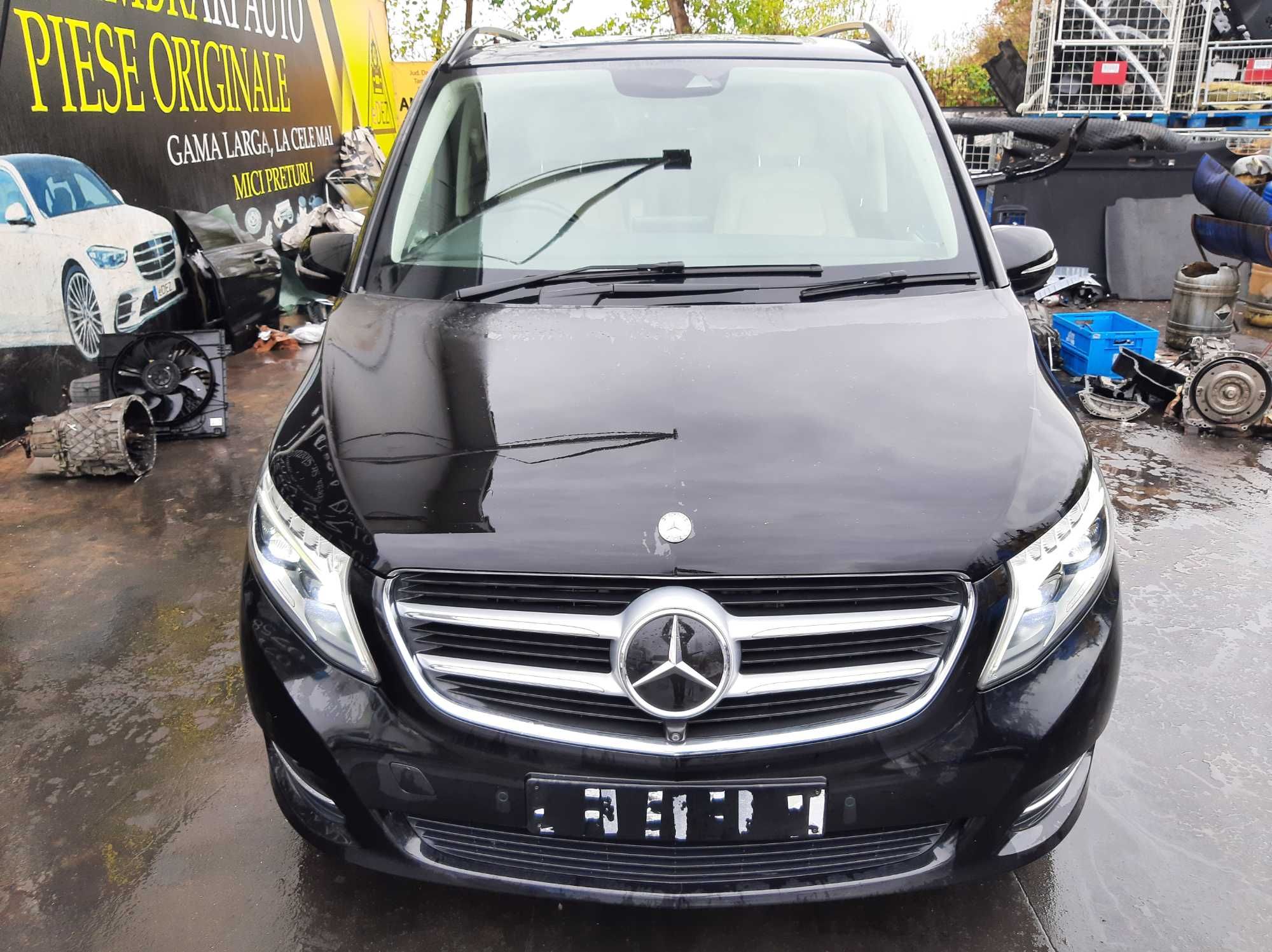 Dezmembrez Mercedes V250 W447 V Klasse/Vito Bara/Far/Capota/Aripa
