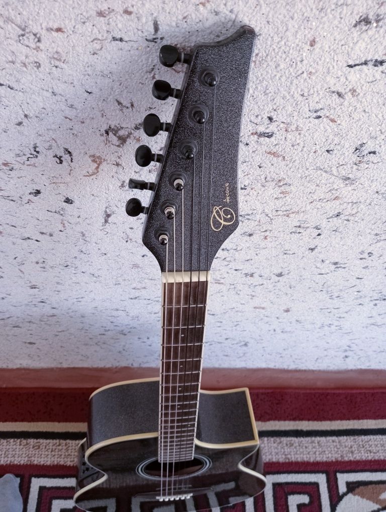 Gitara akustik   140$