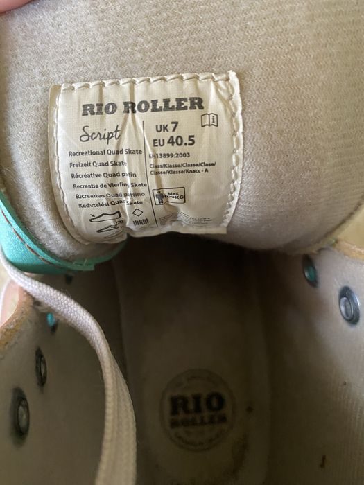 Role cu 4 roti de vanzare marime 40.5