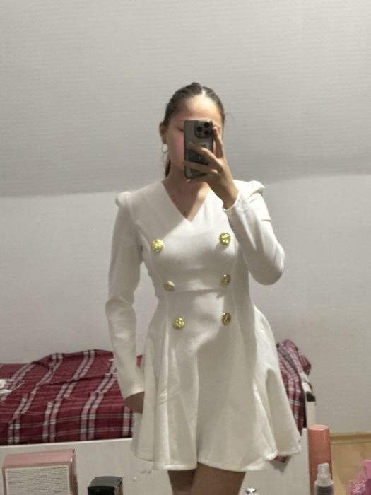 Белое новогоднее платье