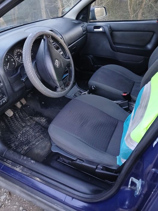 Vand Opel Astra 2003