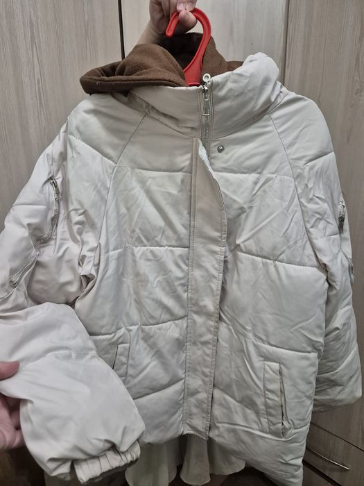 Куртка сатылады  бағасы 2000