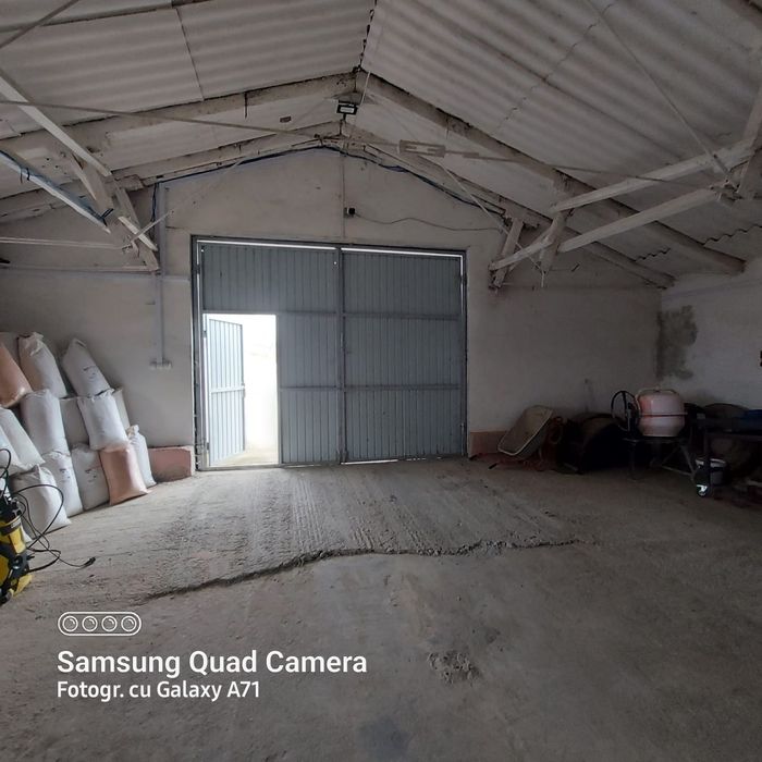 Vând  sau inchiriez hala 300m2  și teren 1300 m2