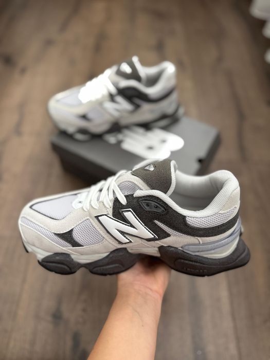 Adidasi New Balance 9060
