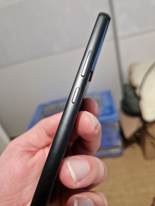 Vând Samsung Galaxy S22