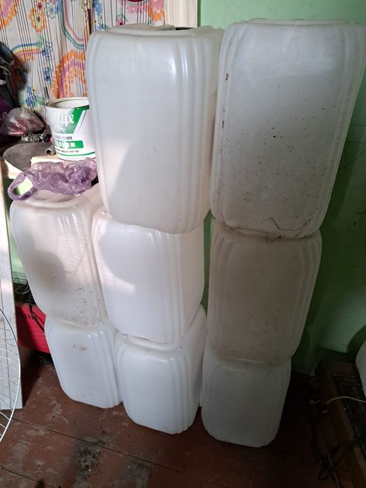 Канистир 20 литров