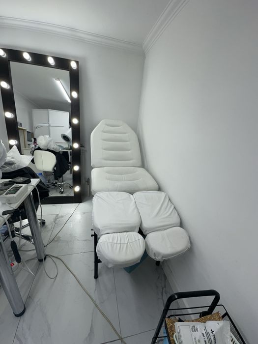 Педикюрное кресло ( кушетка)