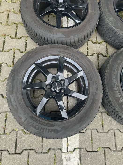 4 jante alu cu anvelope iarna tiguan 2016-2022 215/65/17 dot 2020