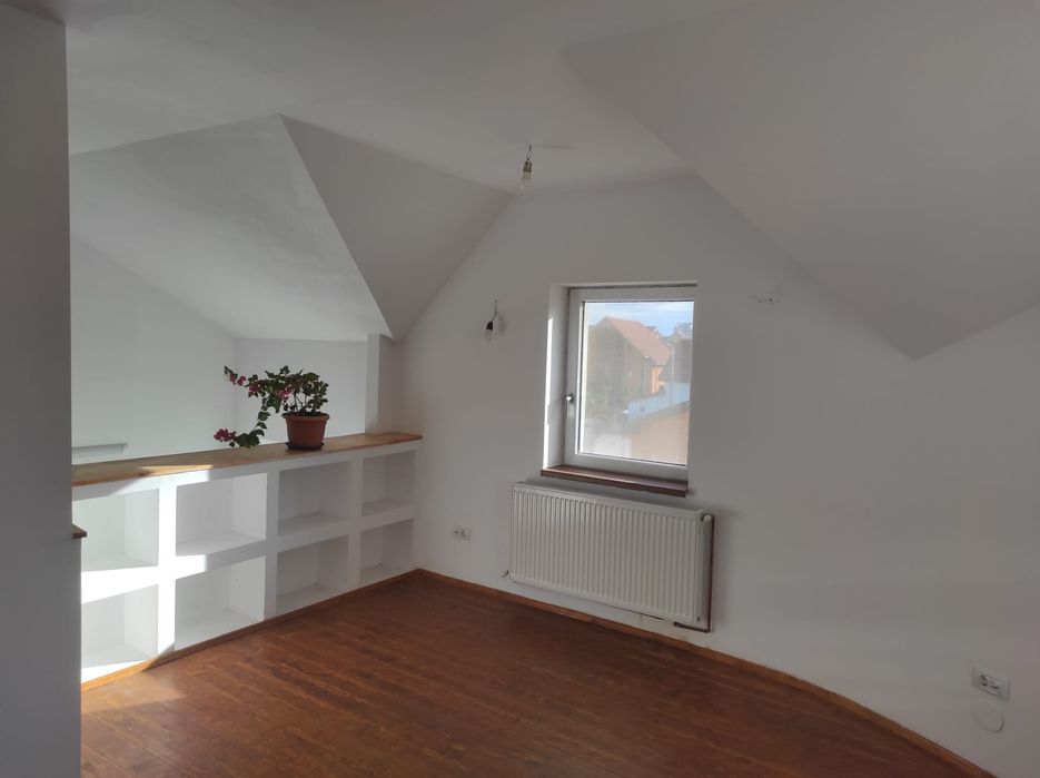 Vand casa in Craiova, str. Drumul Muntenilor