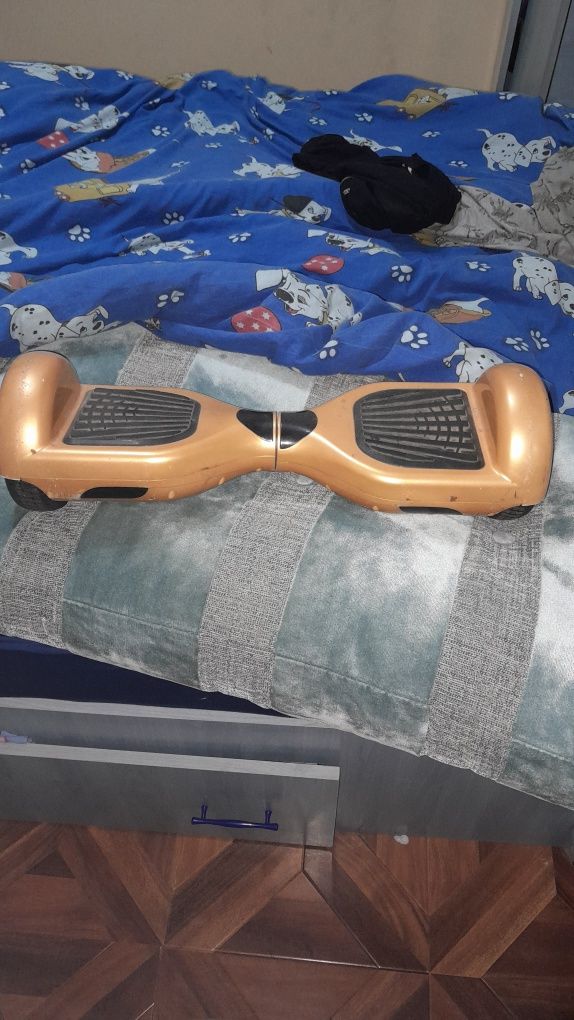 hoverboard  cu tot cu încărcător