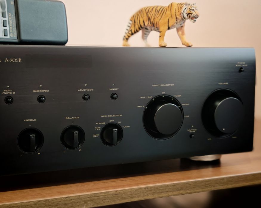 Pioneer A-705R. Amp. de referință. Rar. Cap serie, ca nou. Preț fix !